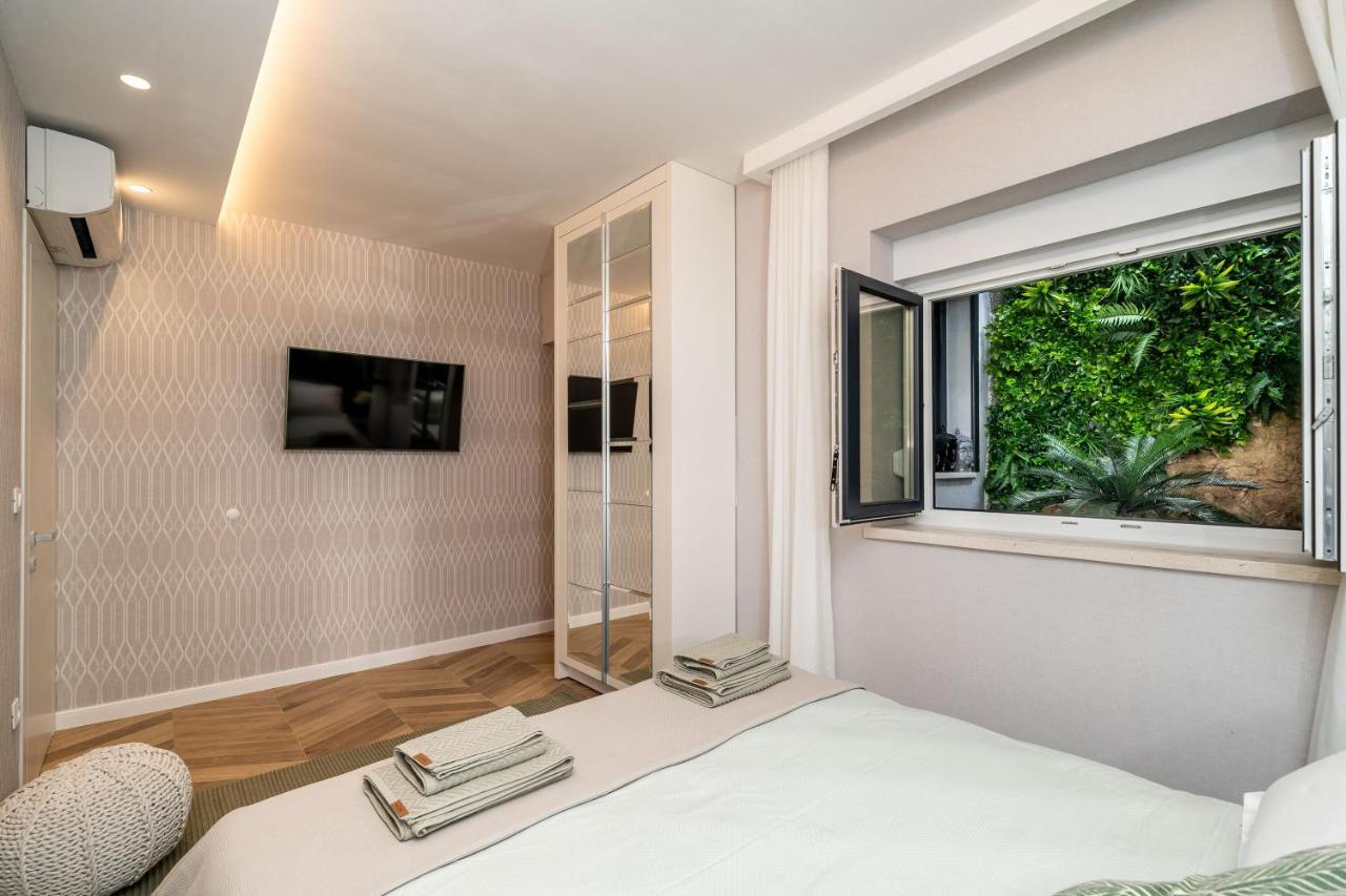 Gorgeous Ground Floor W/ Minipool & Patio Apartman Dubrovnik Kültér fotó